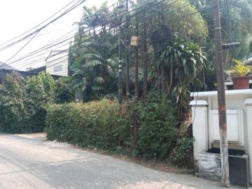 Rumah 2Lt di Puri Sakti Cipete Selatan Cilandak, Hanya 3 Menit Ke MRT