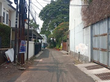 Rumah 2Lt di Puri Sakti Cipete Selatan Cilandak, Hanya 3 Menit Ke MRT