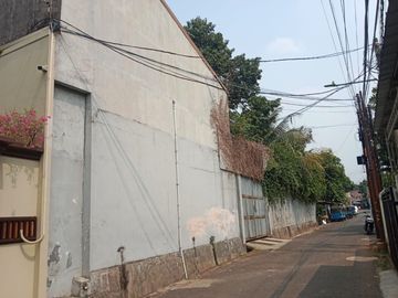 Rumah 2Lt di Puri Sakti Cipete Selatan Cilandak, Hanya 3 Menit Ke MRT