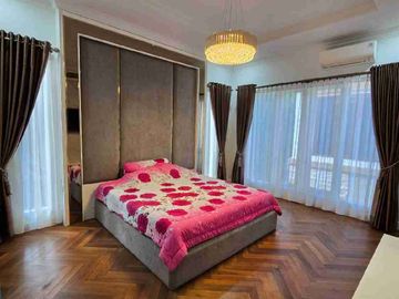 DIJUAL Rumah Mewah Elite dan Cantik Villa Panbil Batam Semi Furnished Siap Huni