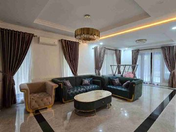 DIJUAL Rumah Mewah Elite dan Cantik Villa Panbil Batam Semi Furnished Siap Huni