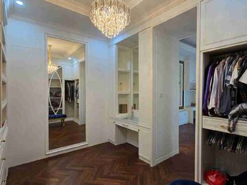 DIJUAL Rumah Mewah Elite dan Cantik Villa Panbil Batam Semi Furnished Siap Huni