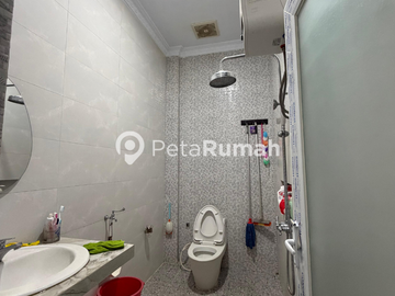 DIJUAL RUMAH JALAN BRIGJEND KATAMSO KOMPLEK KATAMSO SQUARE - DAERAH TITI KUNING MEDAN JOHOR (lisa)