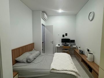 DISEWAKAN RUMAH FULFURNISHED DI CLUSTER MALIBU, GADING SERPONG