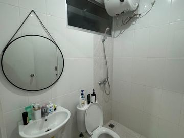 DISEWAKAN RUMAH FULFURNISHED DI CLUSTER MALIBU, GADING SERPONG
