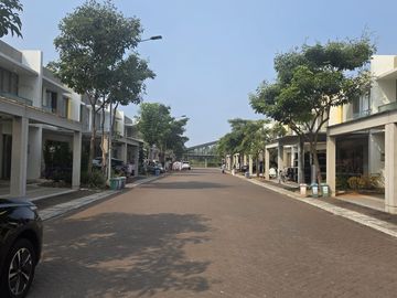 Dijual Rumah 2 Lantai di PIK – Cluster Magenta