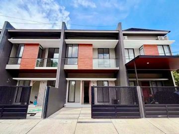 Rumah Gress Minimalis 2 Lt Murah Panjang Jiwo Tenggilis