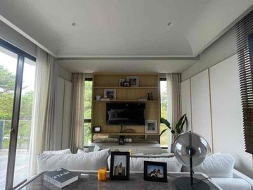 TERBARU!!! Rumah Mewah Siap Huni Berlokasi  Di  The Heritage Puri 11