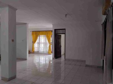 Rumah 2 Lantai SHM Siap Huni Di Cinere