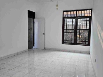 Rumah 2 Lantai SHM Siap Huni Di Cinere