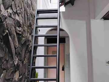 Rumah 2 Lantai SHM Siap Huni Di Cinere