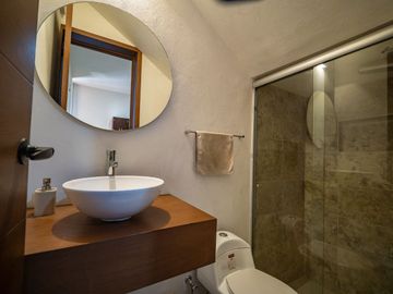 casa de 4 recamaras en venta en valle imperial coto avellano
