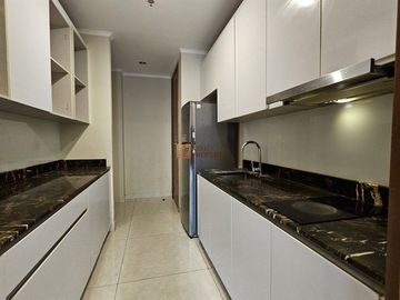 Disewa Unit Premium 3Br Taman Anggrek Residences 135M² Private Lift Dekat Central Park & Kampus Trisakti Untar, Apl Office Tower, Jakarta Barat