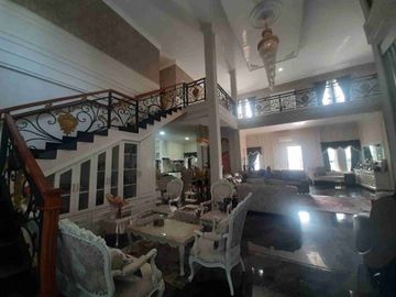 Rumah mewah dan lux