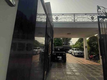Rumah mewah dan lux