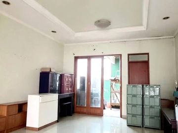 AC70 Rumah 2 Lantai 134 m2 Murah di Kav Marinir Pondok Kelapa Jakarta Timur