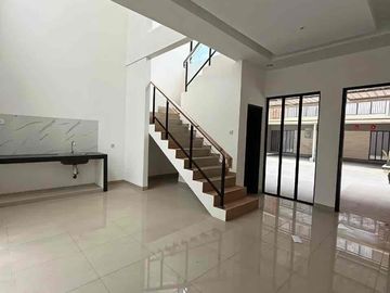 DiJual Rumah 3 Lantai The Icon Central Batam Centre Posisi Pusat Kota Batam