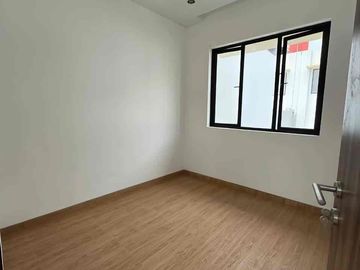 DiJual Rumah 3 Lantai The Icon Central Batam Centre Posisi Pusat Kota Batam