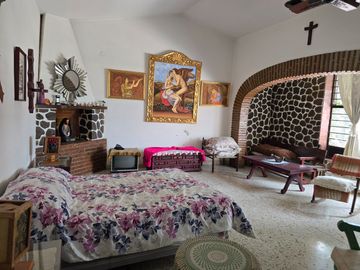 Casa estilo Cuernavac en venta un solo nivel