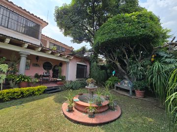Casa estilo Cuernavac en venta un solo nivel