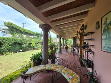 Casa estilo Cuernavac en venta un solo nivel