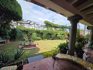 Casa estilo Cuernavac en venta un solo nivel