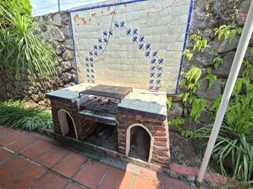 Casa estilo Cuernavac en venta un solo nivel