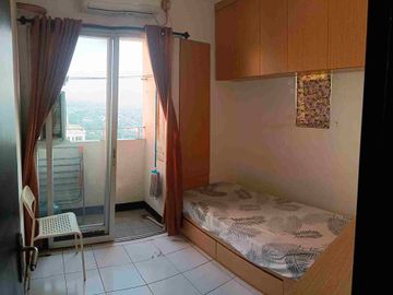 DISEWAKAN APARTEMEN TYPE 3 LAMAR TIDUR FULL FURNISH