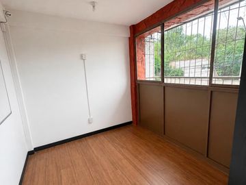 RENTA DE OFICINA EN TLALNEPANTLA CENTRO (37 M2)