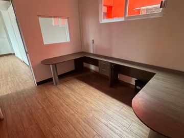 RENTA DE OFICINA EN TLALNEPANTLA CENTRO (37 M2)
