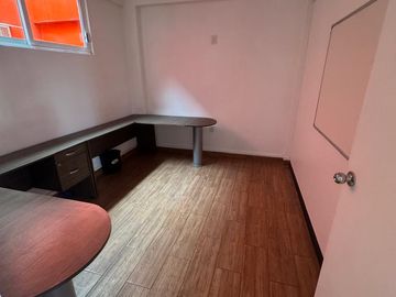 RENTA DE OFICINA EN TLALNEPANTLA CENTRO (37 M2)