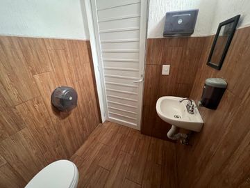 RENTA DE OFICINA EN TLALNEPANTLA CENTRO (37 M2)