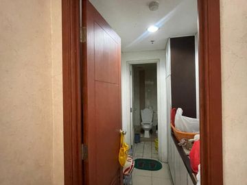 Murah BU Royal Mediterania Garden Lantai Sedang