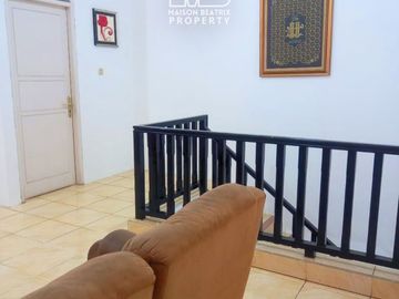 DIJUAL RUMAH RAPIH SIAP HUNI SANGAT TERAWAT DEKAT AKSES TOL & STASIUN  GRIYA LOKA, BSD