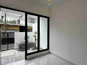 Rumah Baru Plus Private Pool Di Mampang Prapatan Jaksel