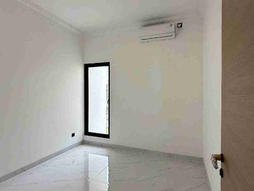 Rumah Baru Plus Private Pool Di Mampang Prapatan Jaksel