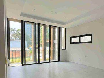 Rumah Modern Cilandak dekat Citos Jakarta Selatan
