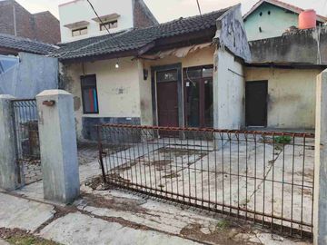 tanah murah bonus rumah tua komplek gbi bojongsoang