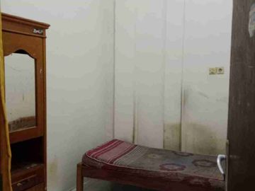Di Jual Rumah Kos Kos an aktif di Pinggir Jalan Utama Pondok Pekayon Indah Bekasi