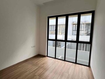 DiJual Dan Sewa Rumah The Icon Central Batam Center Dekat K-Square Mall Batam