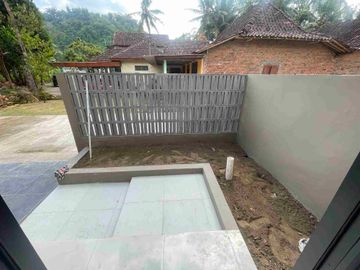 Rumah Baru Murah Siap Huni dekat Pasar Godean