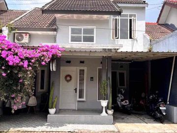 Rumah 2 Lantai Siap Huni Saxophone Dekat Kampus UB UMM