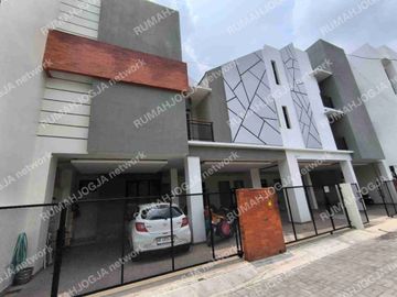 Dijual Kost 45 Kamar Super Exclusive samping kampus UPN Yogyakarta