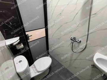 Dijual Kost 45 Kamar Super Exclusive samping kampus UPN Yogyakarta