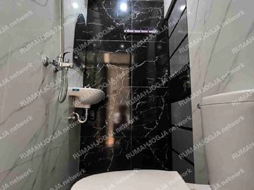 Dijual Kost 45 Kamar Super Exclusive samping kampus UPN Yogyakarta