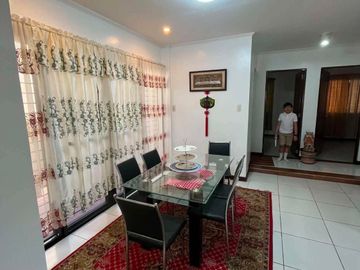 FOR SALE | BEAUTIFUL HOUSE & LOT AT VILLA ESMERALDA IN LAGUNA