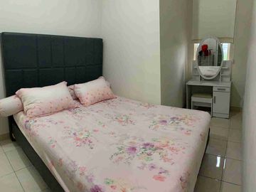 DISEWAKAN APARTMENT SPRINGLAKE SUMARECON BEKASI 2 BR FURNISHED CANTIK