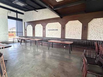 dijual Exs resto mewah 3 lantai di lokasi premium dengan akses strategis dan view menarik