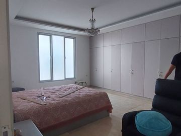 RUMAH MEWAH KONSEP MODERN DENGAN PRIVATE POOL DALAM CLUSTER EKSKLUSIF BINTARO SEKTOR 7