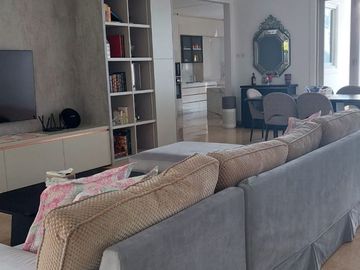 RUMAH MEWAH KONSEP MODERN DENGAN PRIVATE POOL DALAM CLUSTER EKSKLUSIF BINTARO SEKTOR 7